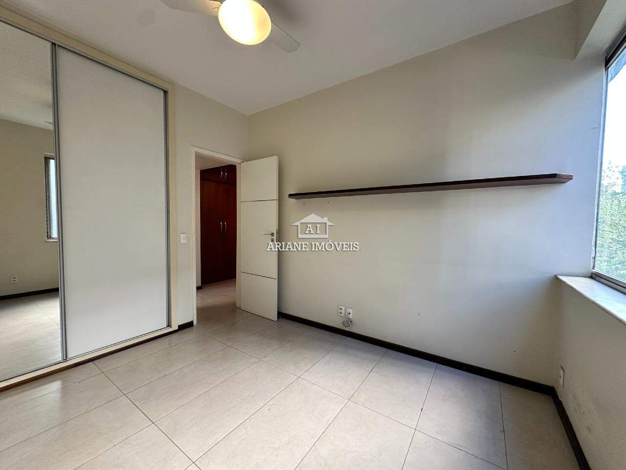 Apartamento à venda com 4 quartos, 200m² - Foto 15