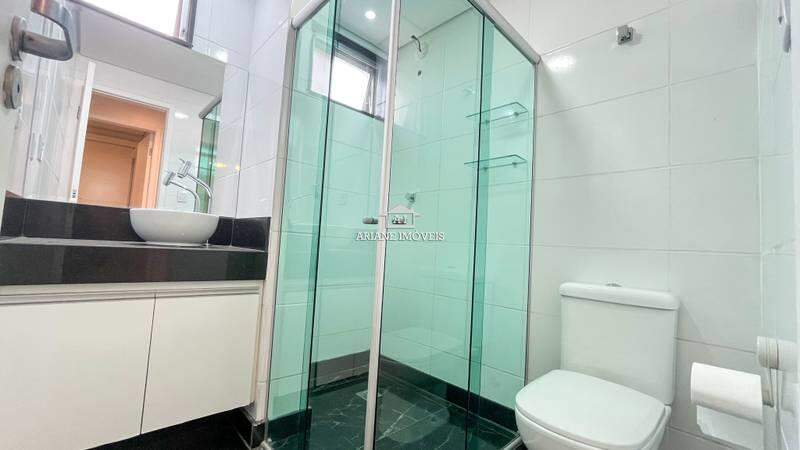 Apartamento à venda com 3 quartos, 98m² - Foto 11
