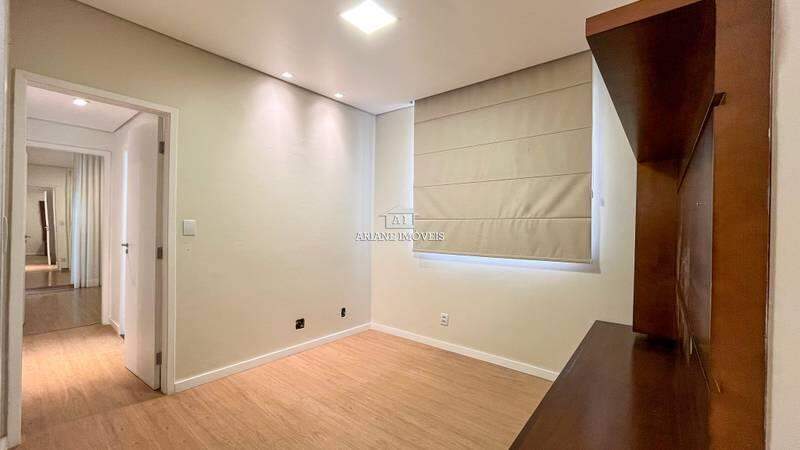 Apartamento à venda com 3 quartos, 98m² - Foto 20