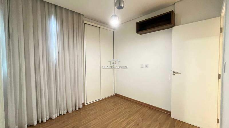 Apartamento à venda com 3 quartos, 98m² - Foto 18