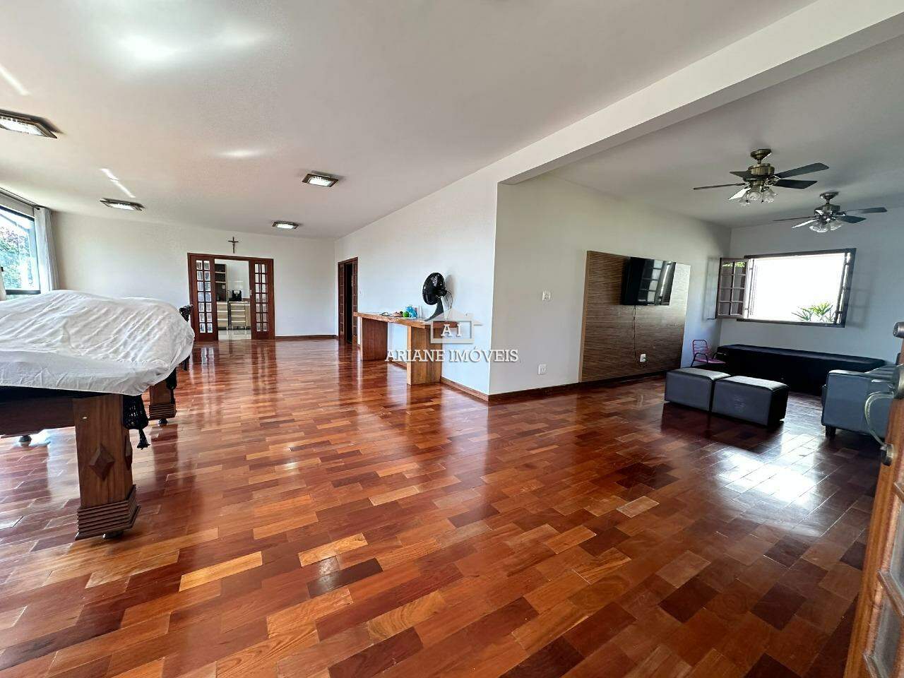 Casa de Condomínio à venda com 3 quartos, 368m² - Foto 9