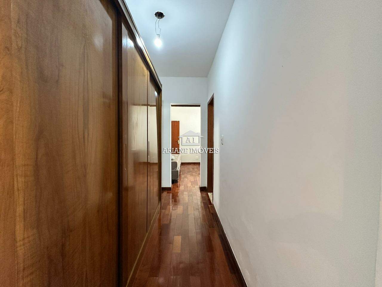Casa de Condomínio à venda com 3 quartos, 368m² - Foto 13