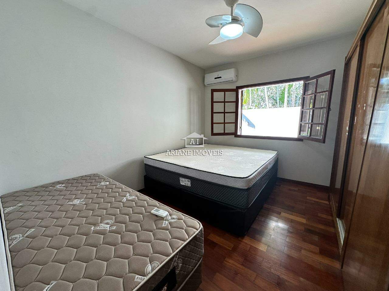 Casa de Condomínio à venda com 3 quartos, 368m² - Foto 15