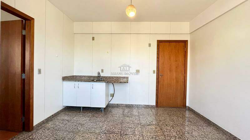 Apartamento à venda com 1 quarto, 40m² - Foto 7