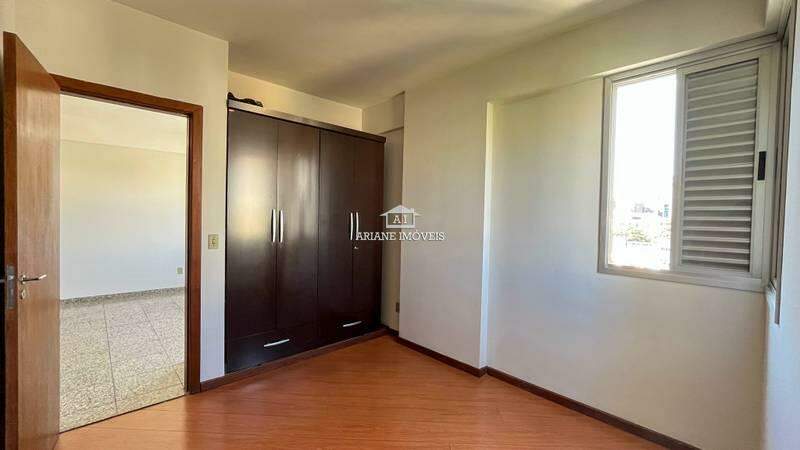 Apartamento à venda com 1 quarto, 40m² - Foto 19
