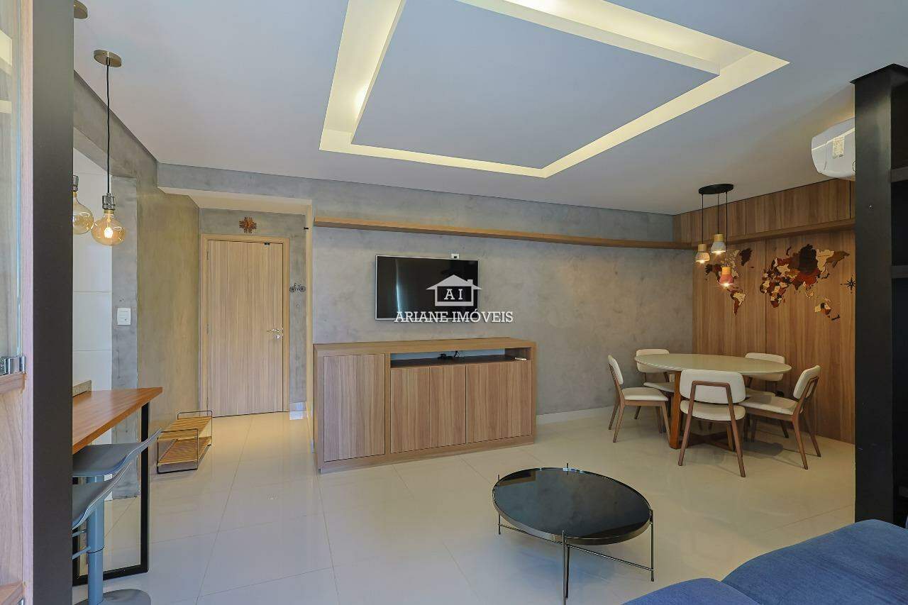 Apartamento para alugar com 2 quartos, 72m² - Foto 2