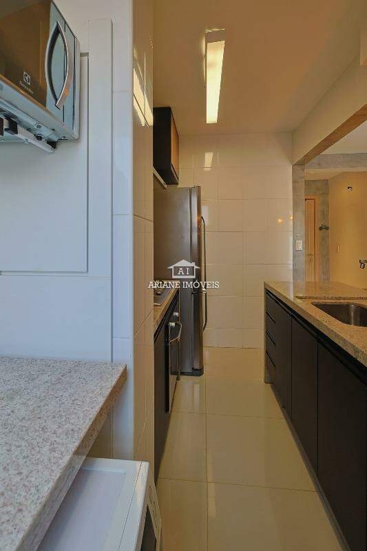 Apartamento para alugar com 2 quartos, 72m² - Foto 6
