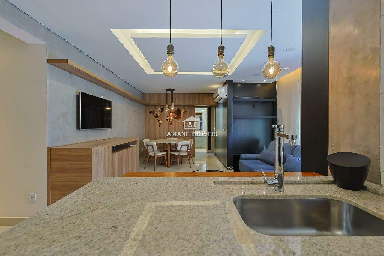 Apartamento para alugar com 2 quartos, 72m² - Foto 5