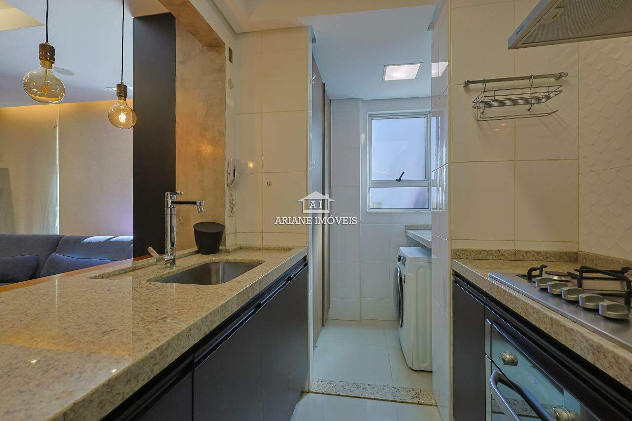 Apartamento para alugar com 2 quartos, 72m² - Foto 7
