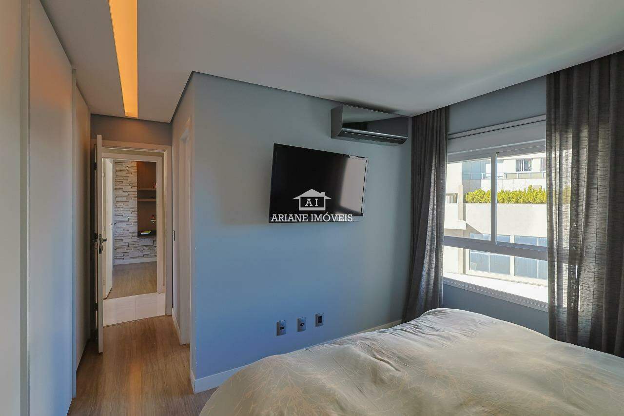 Apartamento para alugar com 2 quartos, 82m² - Foto 11