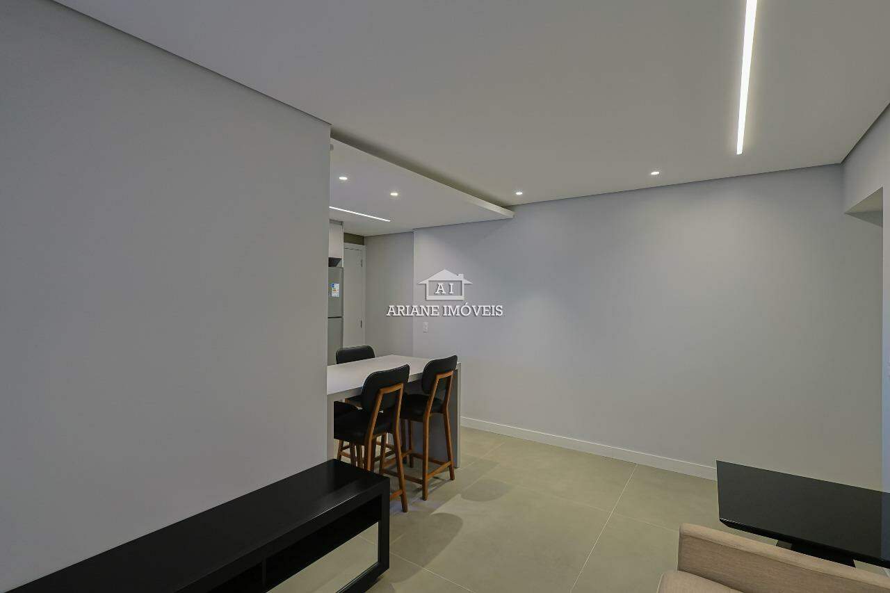 Apartamento para alugar com 2 quartos, 56m² - Foto 4