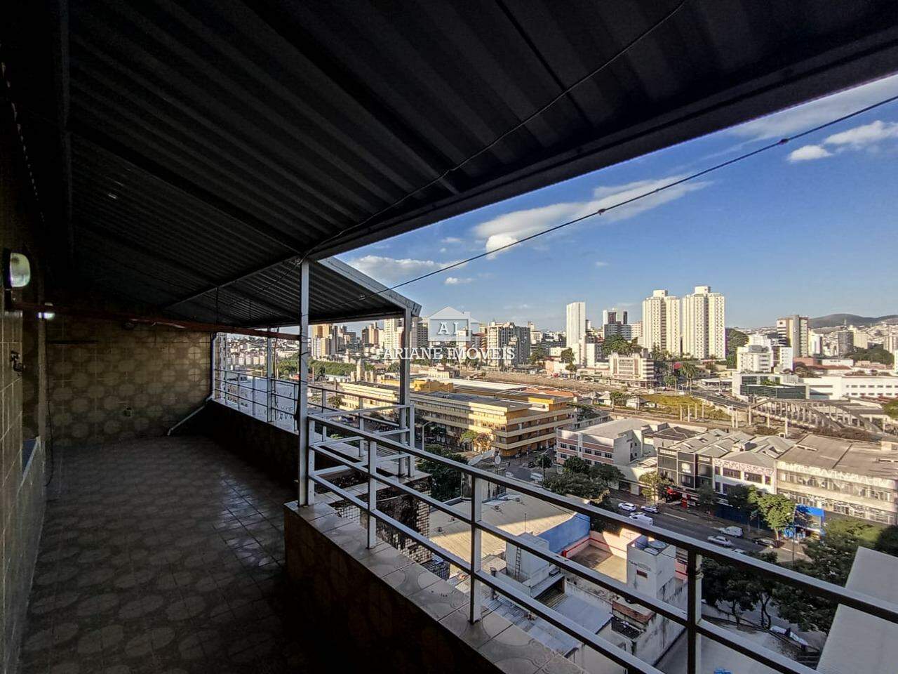 Apartamento para alugar com 3 quartos, 99m² - Foto 3