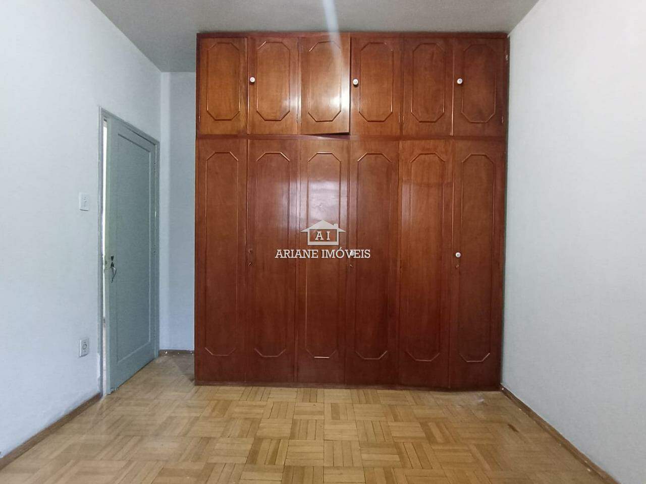 Apartamento para alugar com 3 quartos, 99m² - Foto 15