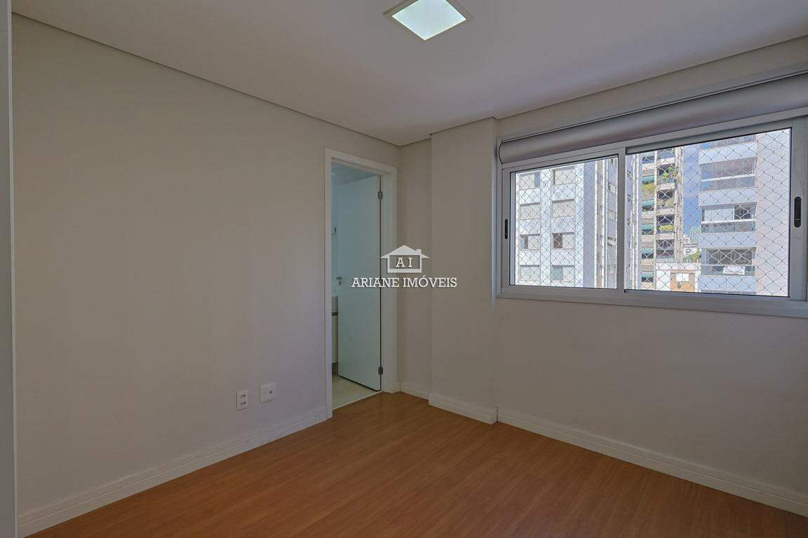 Apartamento para alugar com 2 quartos, 67m² - Foto 7