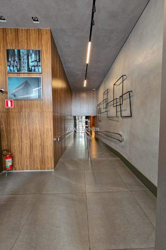 Apartamento para alugar com 2 quartos, 67m² - Foto 17