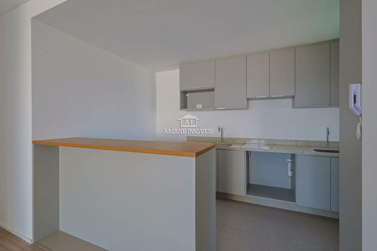 Apartamento para alugar com 2 quartos, 70m² - Foto 5