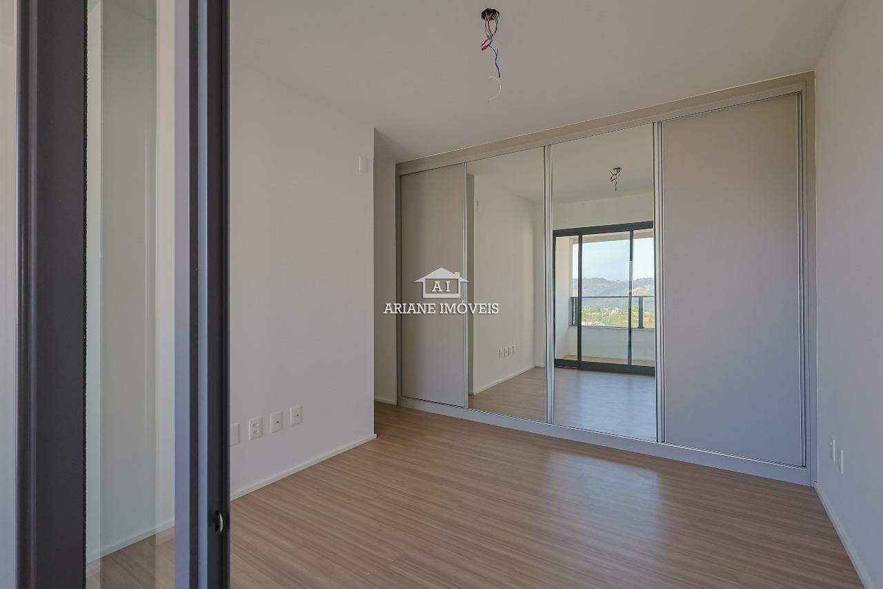 Apartamento para alugar com 2 quartos, 70m² - Foto 11