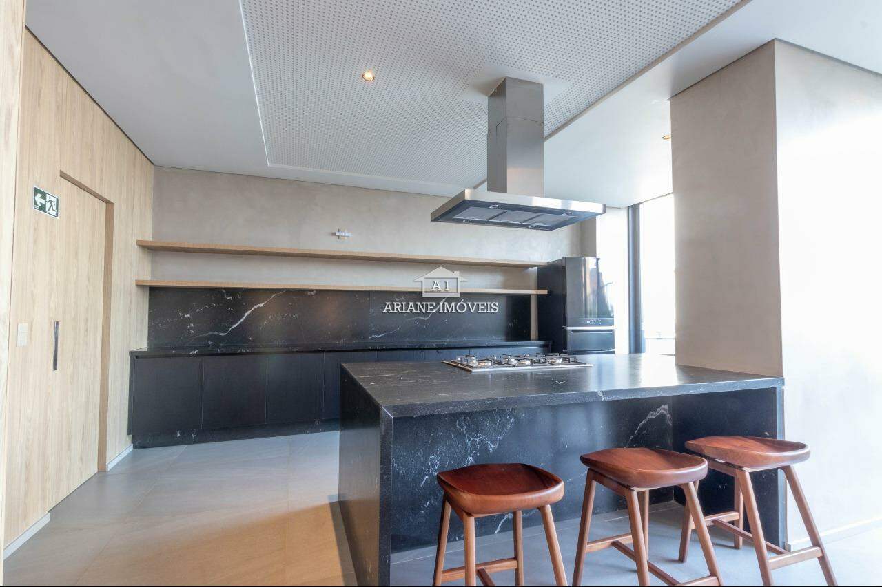 Apartamento para alugar com 2 quartos, 70m² - Foto 21