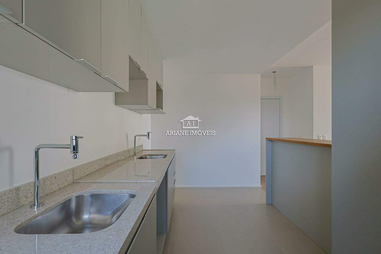 Apartamento para alugar com 2 quartos, 70m² - Foto 6