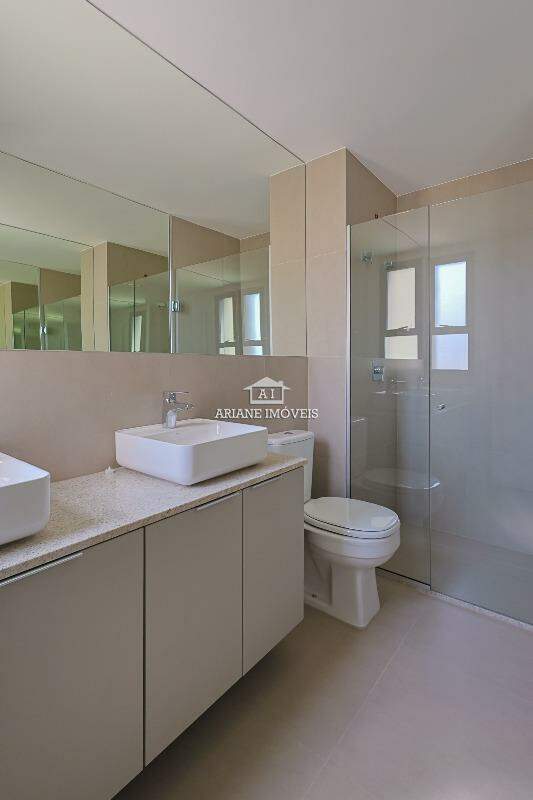 Apartamento para alugar com 2 quartos, 70m² - Foto 11