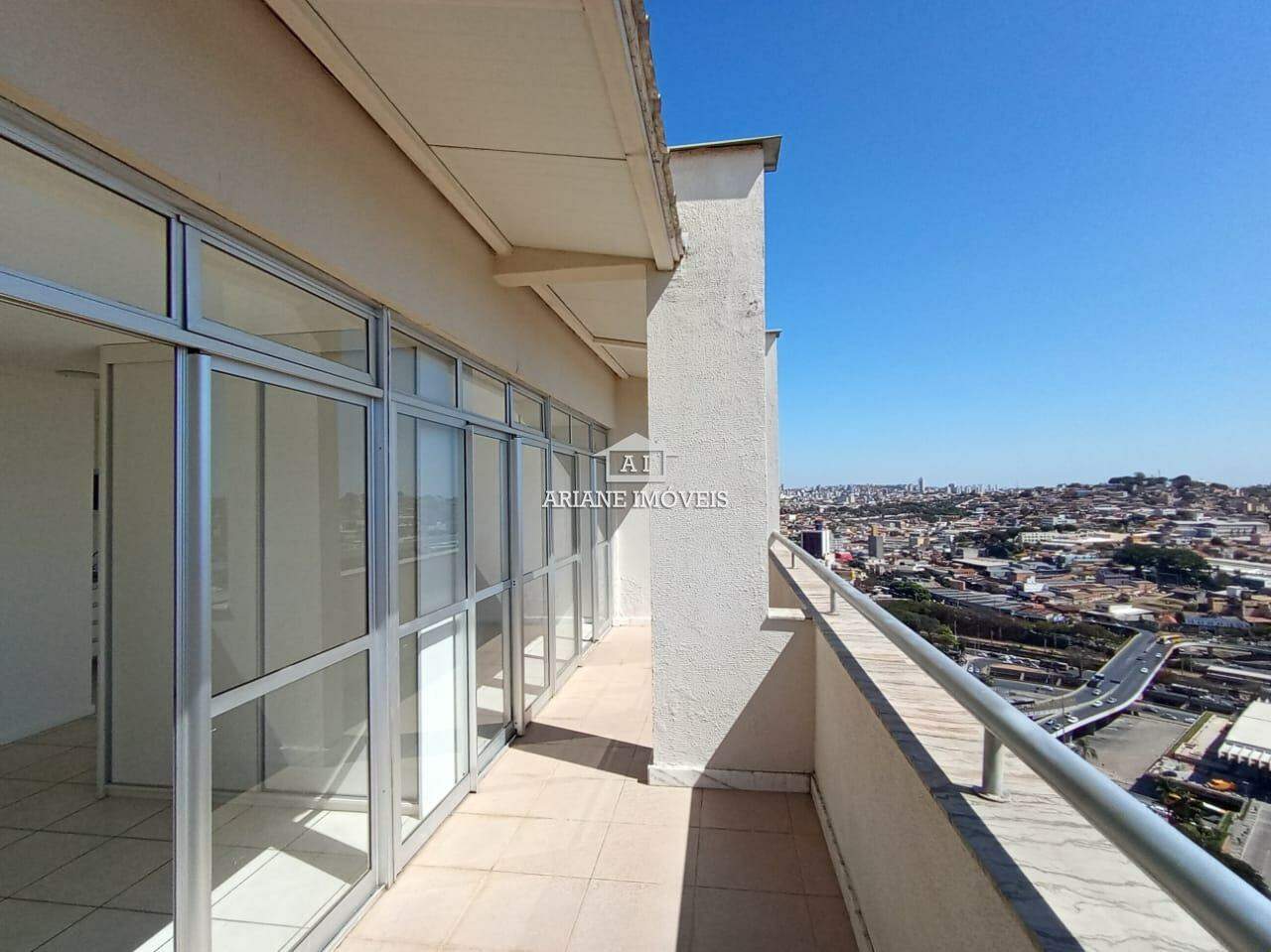 Apartamento para alugar com 1 quarto, 58m² - Foto 9