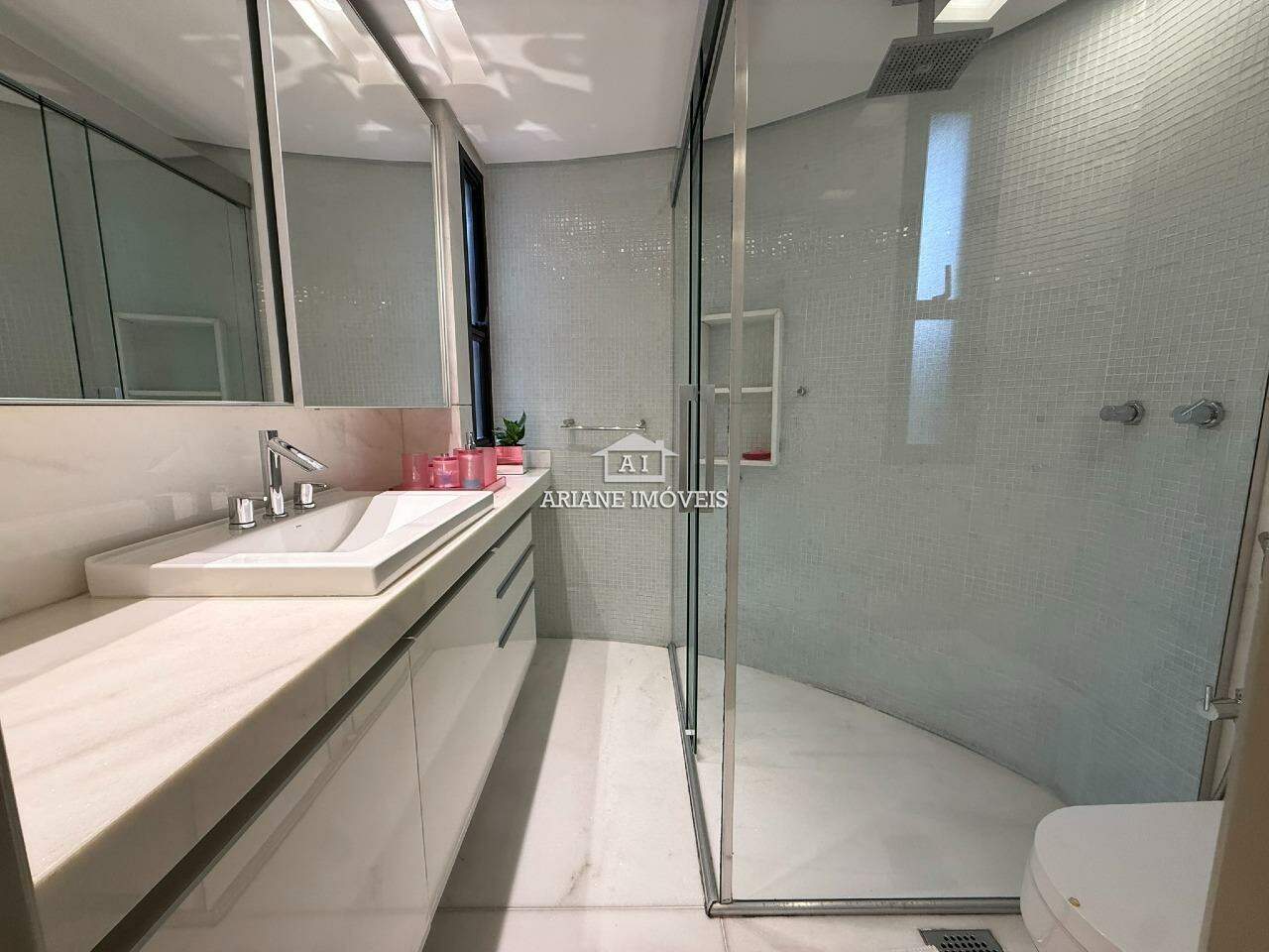 Apartamento, 3 quartos, 250 m² - Foto 22