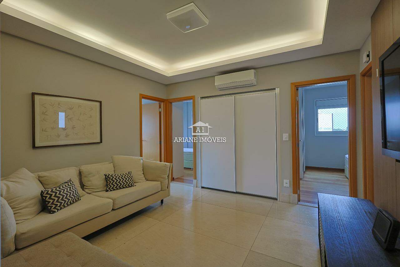 Apartamento, 4 quartos, 215 m² - Foto 2
