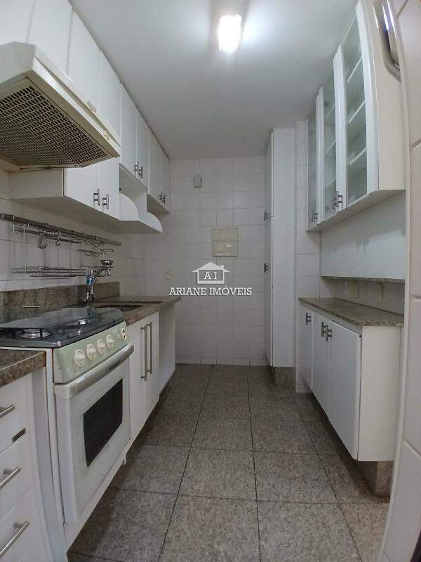 Apartamento para alugar com 2 quartos, 100m² - Foto 16