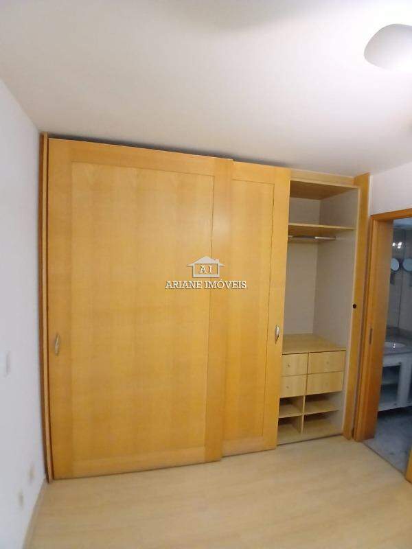 Apartamento para alugar com 2 quartos, 100m² - Foto 9