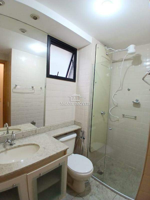 Apartamento para alugar com 2 quartos, 100m² - Foto 15