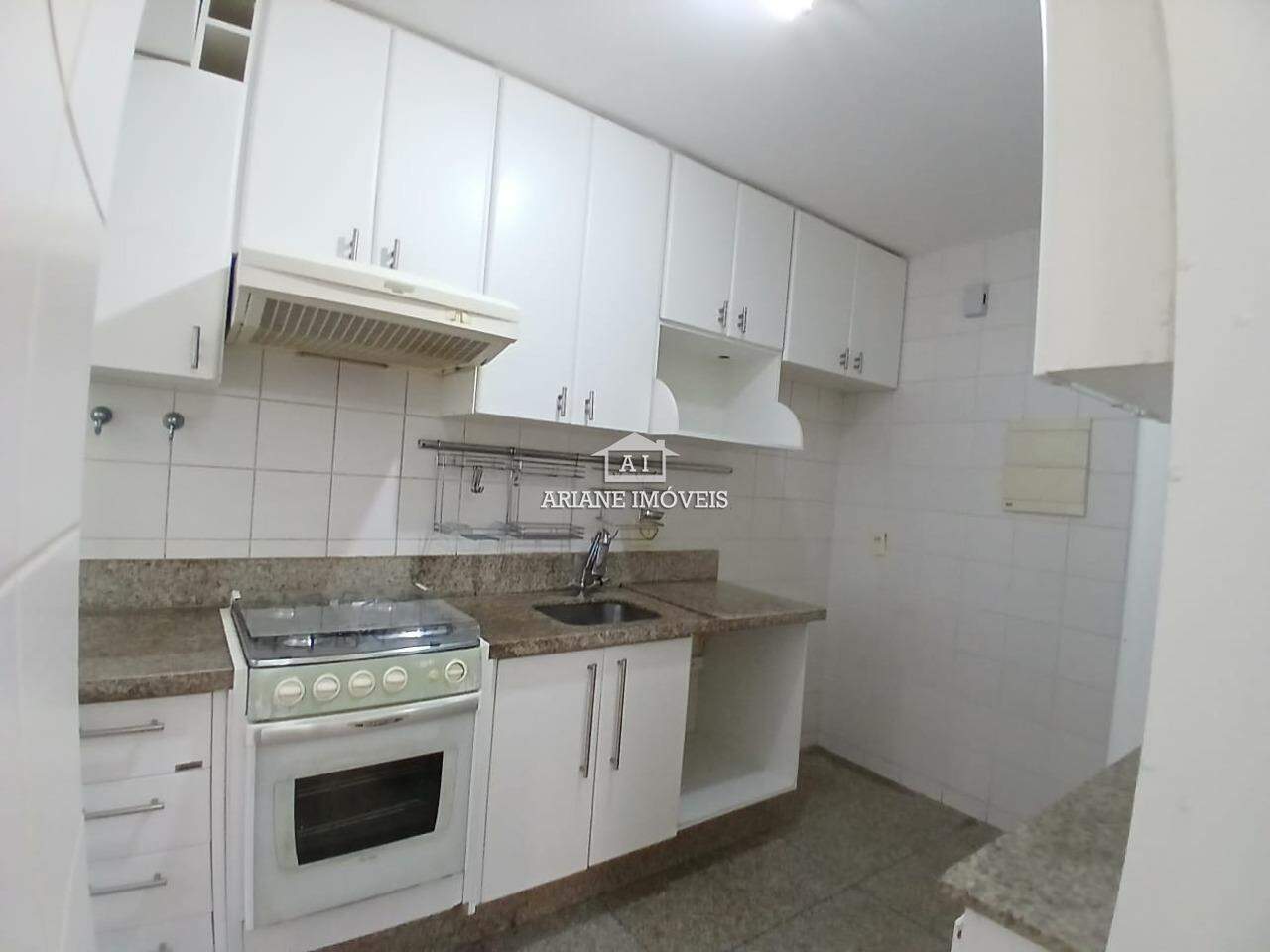 Apartamento para alugar com 2 quartos, 100m² - Foto 17