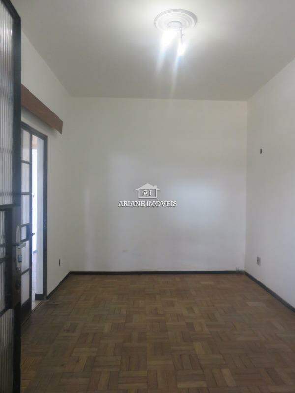 Conjunto Comercial-Sala para alugar com 4 quartos, 140m² - Foto 9