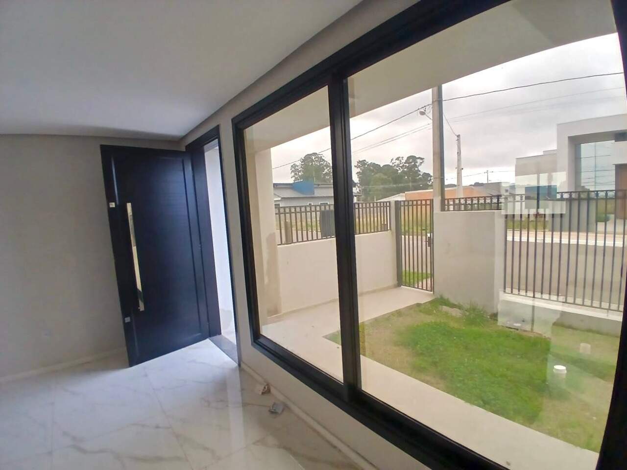 Sobrado Geminado à venda no Chapada: 