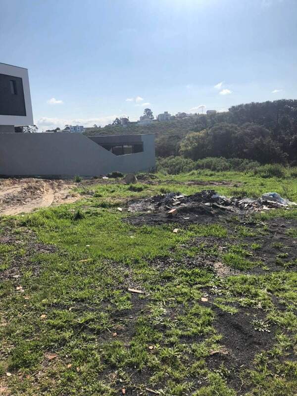 Lote à venda no Chapada: 