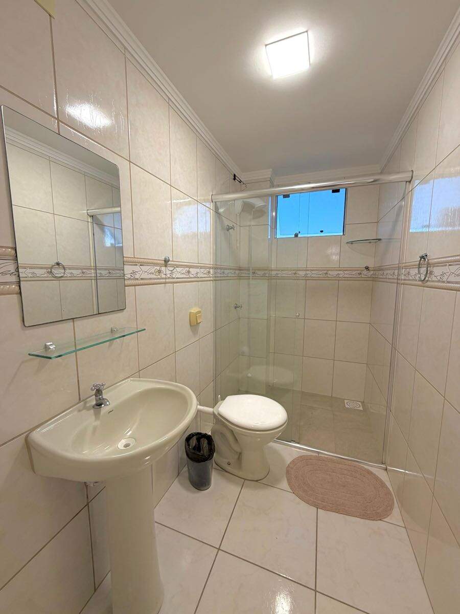 Apartamento à venda no Coral: 