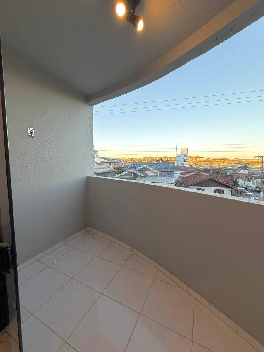 Apartamento à venda no Coral: 