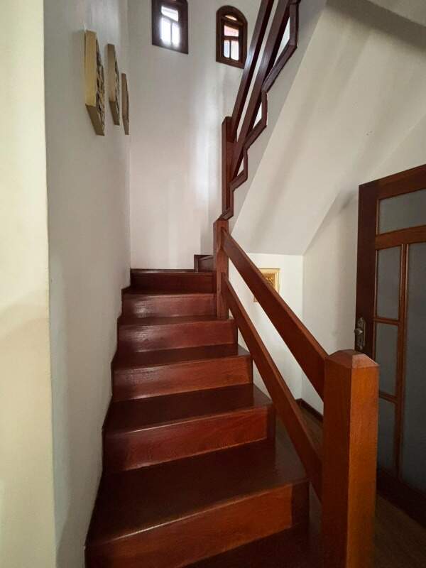 Casa à venda no Coral: 