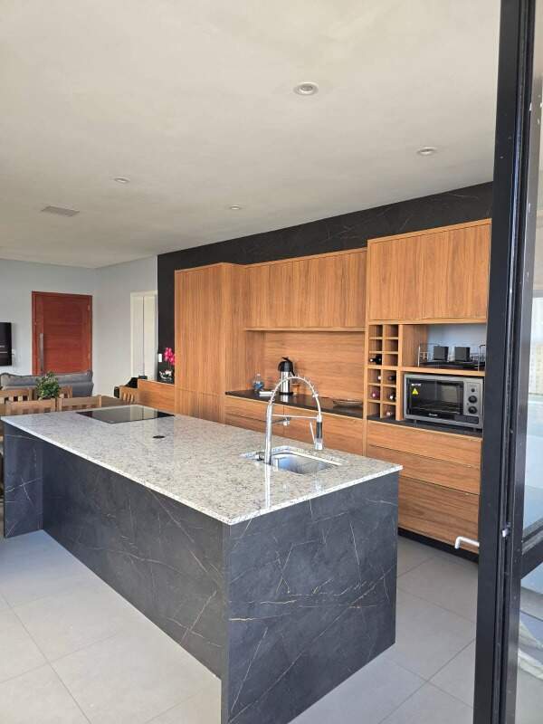 Casa à venda no Petrópolis: 