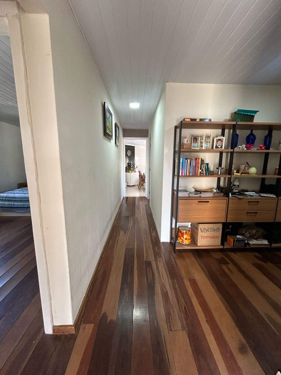 Casa à venda no Bom Jesus: 