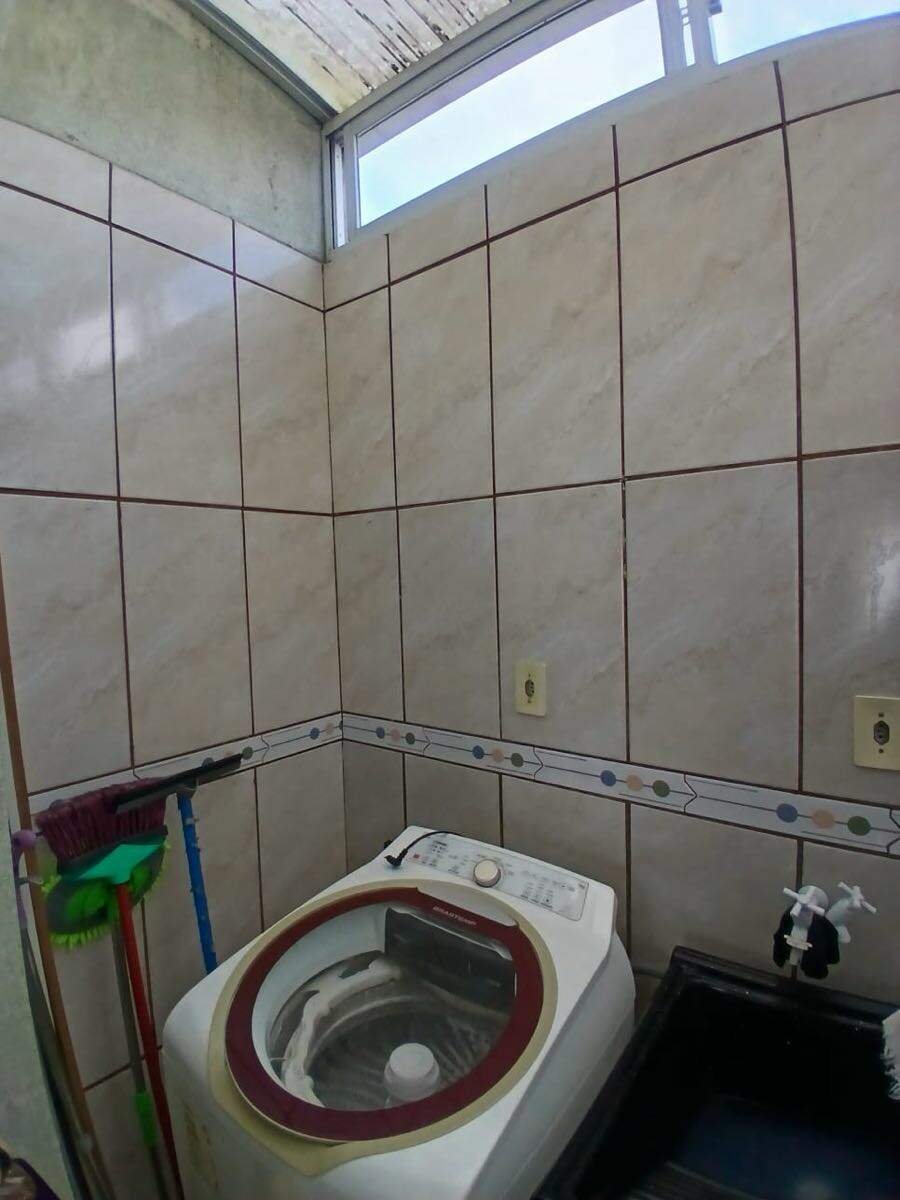 Sobrado Geminado à venda no São Cristóvão: 