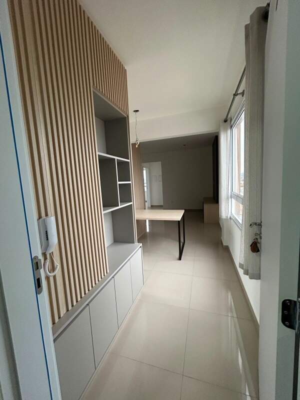 Apartamento à venda no Coral: 