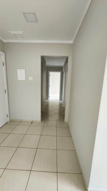 Apartamento à venda no Coral: 