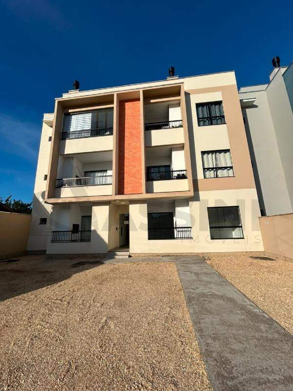 Apartamento à venda no Limoeiro: 