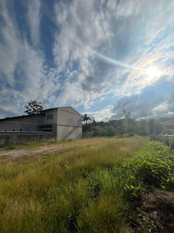 Lote à venda no centro: 