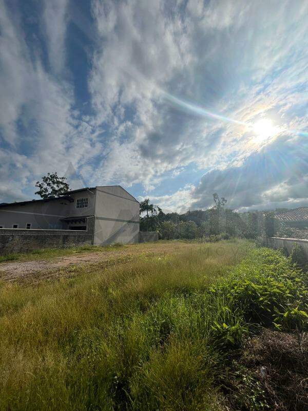 Lote à venda no centro: 