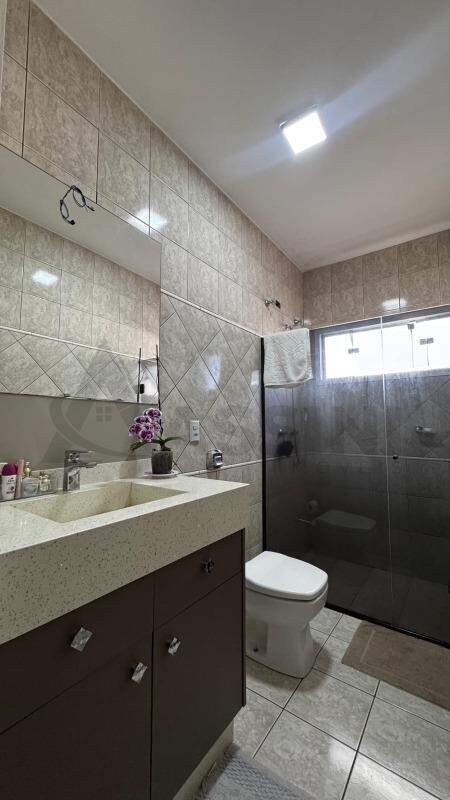 Casa para aluguel no Jardim Maluche: 