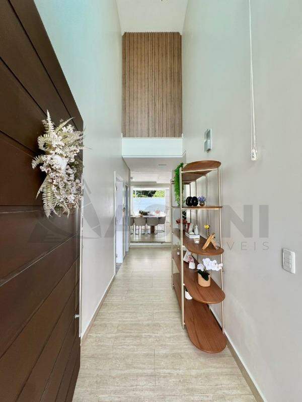 Casa à venda no Souza Cruz: 