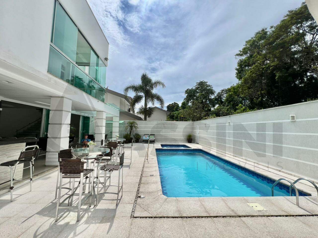 Casa à venda no Souza Cruz: 