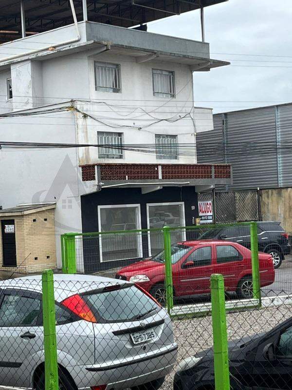 Sala para aluguel no Centro II: 