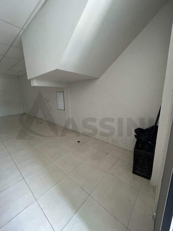 Sala para aluguel no Guarani: 